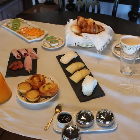 Farm stay Quinta Da Tapada Avo
